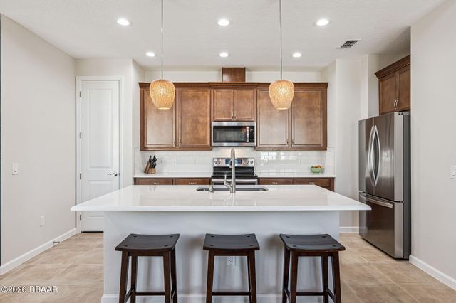 189 Hang Loose Way, Daytona Beach, FL 32124