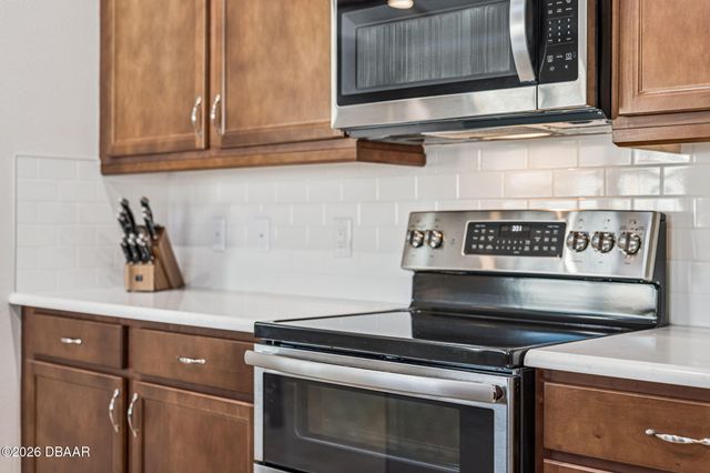 189 Hang Loose Way, Daytona Beach, FL 32124