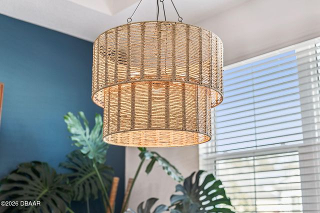 189 Hang Loose Way, Daytona Beach, FL 32124