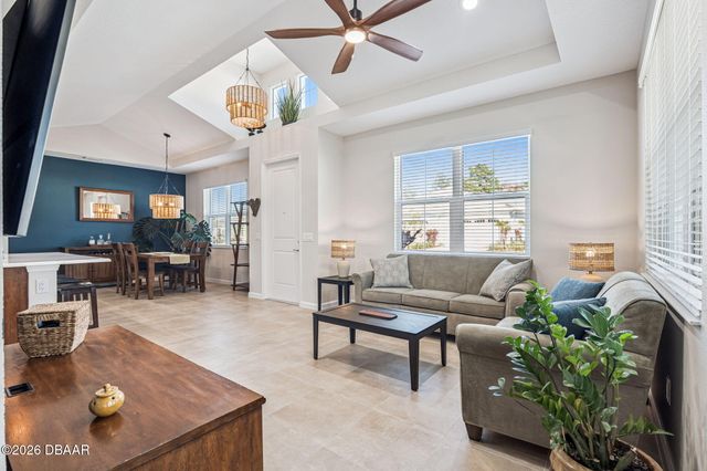 189 Hang Loose Way, Daytona Beach, FL 32124