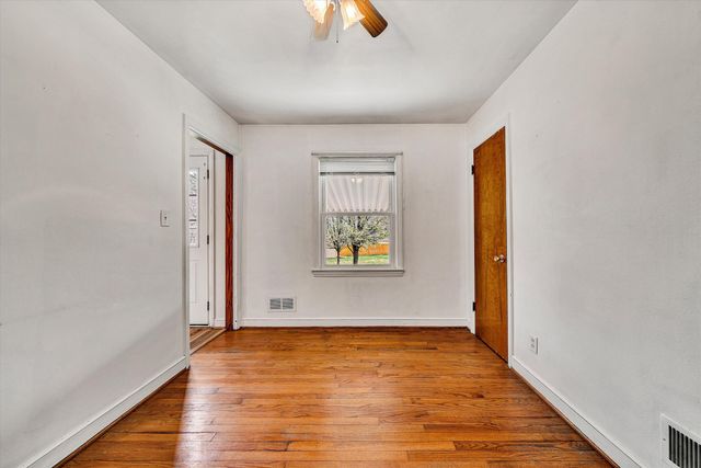 1150 Starmount AVE, Roanoke, VA 24019