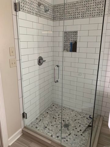 14 Bristol Court, Little Rock, AR 72211