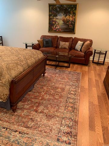 14 Bristol Court, Little Rock, AR 72211