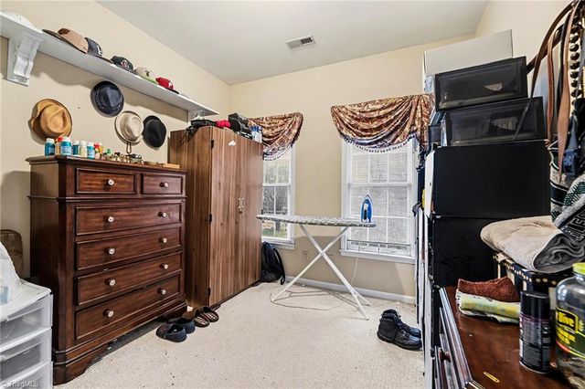 4008 Deerfield Street, High Point, NC 27265