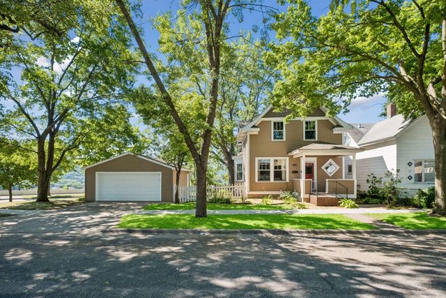 320 Michigan Street, Saint Paul, MN 55102
