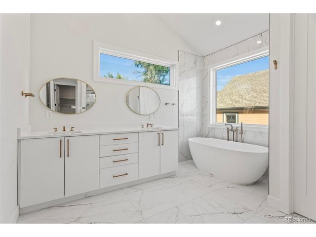 1615 S Franklin St, Denver, CO 80210