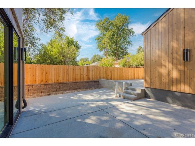 1615 S Franklin St, Denver, CO 80210
