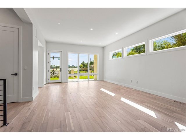 1615 S Franklin St, Denver, CO 80210