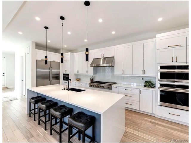 1615 S Franklin St, Denver, CO 80210