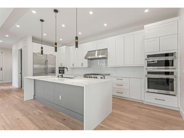 1615 S Franklin St, Denver, CO 80210