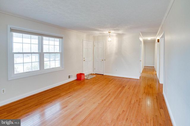 9552 BIRMINGHAM DR, Manassas, VA 20111