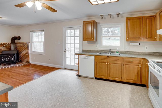 9552 BIRMINGHAM DR, Manassas, VA 20111