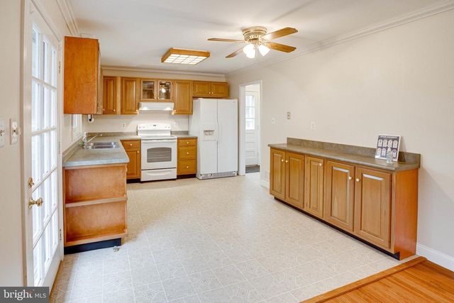 9552 BIRMINGHAM DR, Manassas, VA 20111