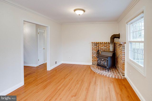 9552 BIRMINGHAM DR, Manassas, VA 20111