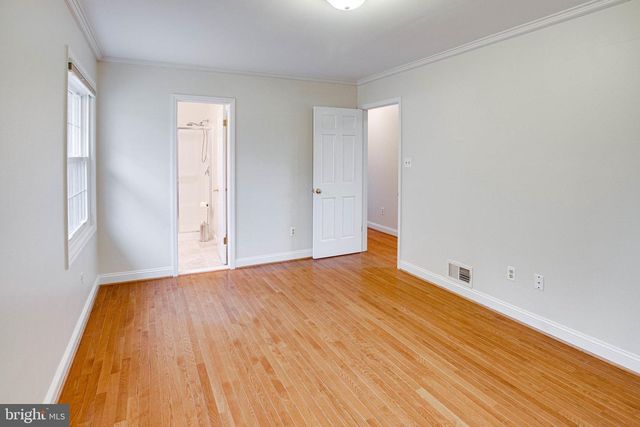 9552 BIRMINGHAM DR, Manassas, VA 20111
