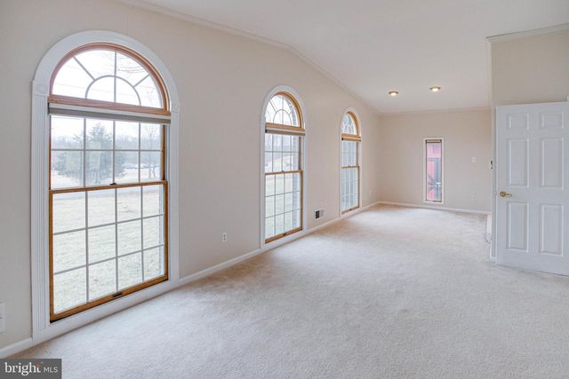 9552 BIRMINGHAM DR, Manassas, VA 20111