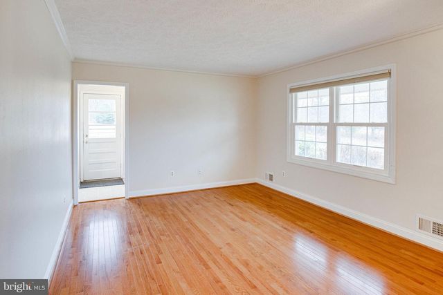 9552 BIRMINGHAM DR, Manassas, VA 20111