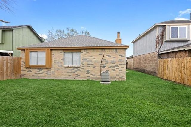 5934 Beaconridge Drive, Houston, TX 77053