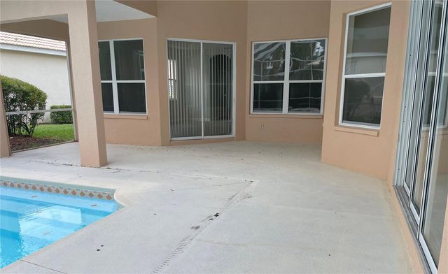 6119 PALOMINO CIRCLE, Bradenton, FL 34201