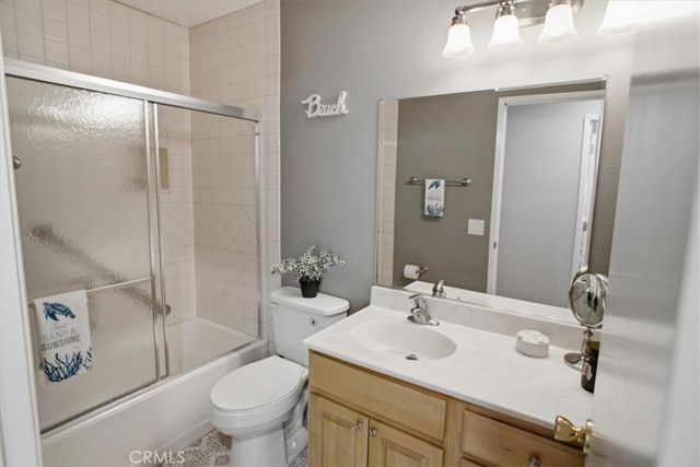 25097 Green Mill Avenue, Newhall, CA 91321