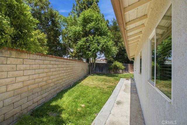 25097 Green Mill Avenue, Newhall, CA 91321