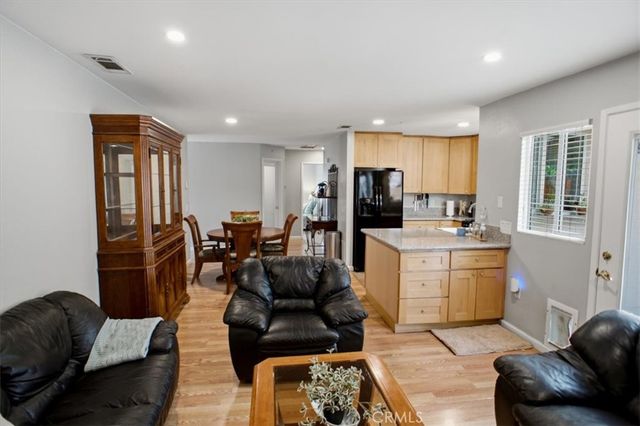 25097 Green Mill Avenue, Newhall, CA 91321