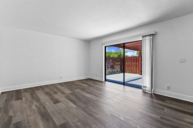 2645 Albatross Road N 4-d, Delray Beach, FL 33444