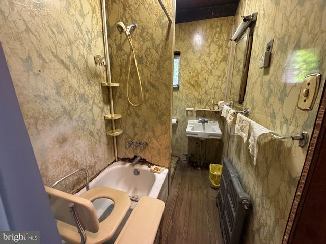 1527 S 29TH ST, Philadelphia, PA 19146