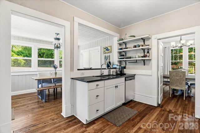 203 Pennsylvania Avenue, Canton, NC 28716