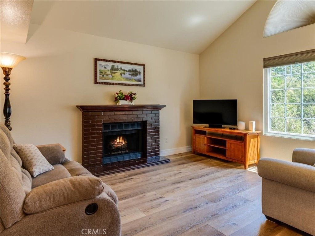 Image 16 of property listing at 1407 Charter Court, Santa Maria, CA 93455