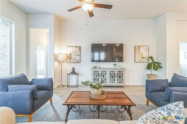 7901 Sunrise Ravine Pass, Lago Vista, TX 78645