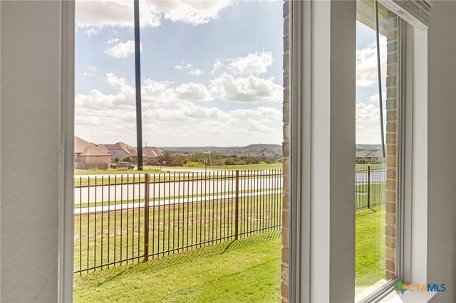 7901 Sunrise Ravine Pass, Lago Vista, TX 78645