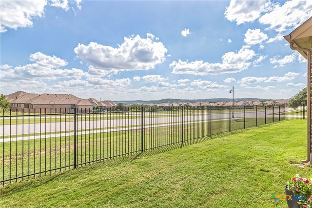 7901 Sunrise Ravine Pass, Lago Vista, TX 78645