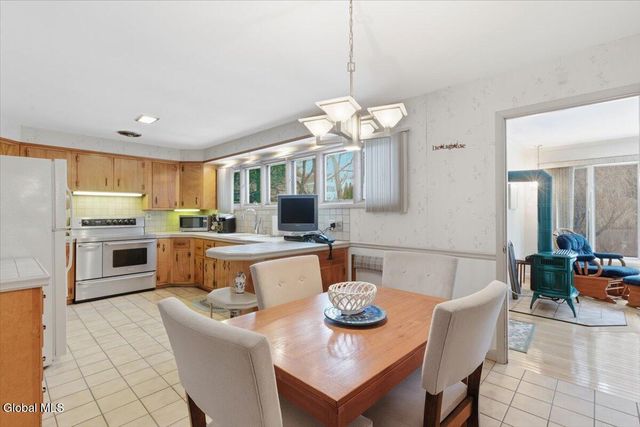 4 Marion Avenue, Albany, NY 12203