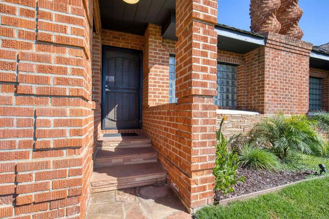 215 N Vulcan Drive, Encinitas, CA 92024