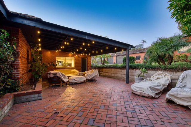 215 N Vulcan Drive, Encinitas, CA 92024