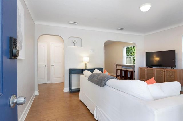 3510 4TH AVENUE N, St Petersburg, FL 33713