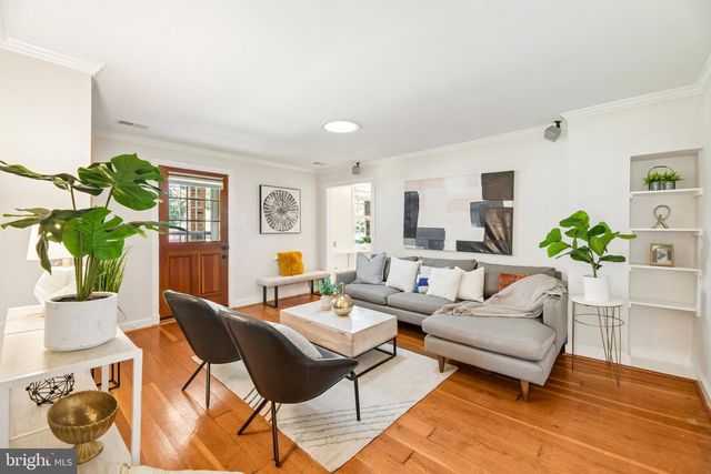 8420 LEAF RD, Alexandria, VA 22309