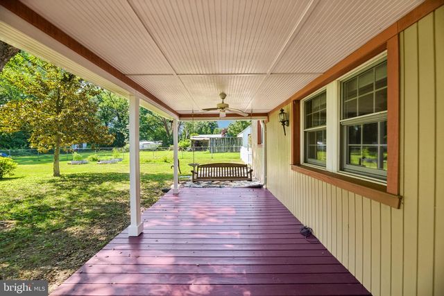 8420 LEAF RD, Alexandria, VA 22309