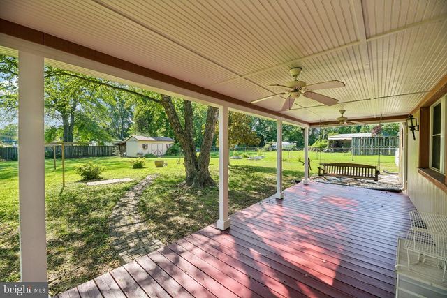 8420 LEAF RD, Alexandria, VA 22309