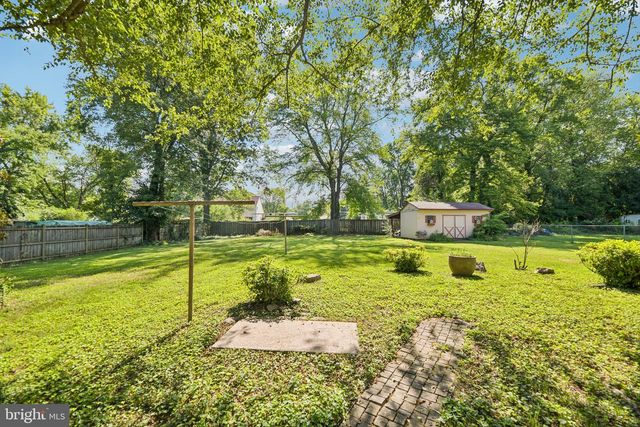 8420 LEAF RD, Alexandria, VA 22309
