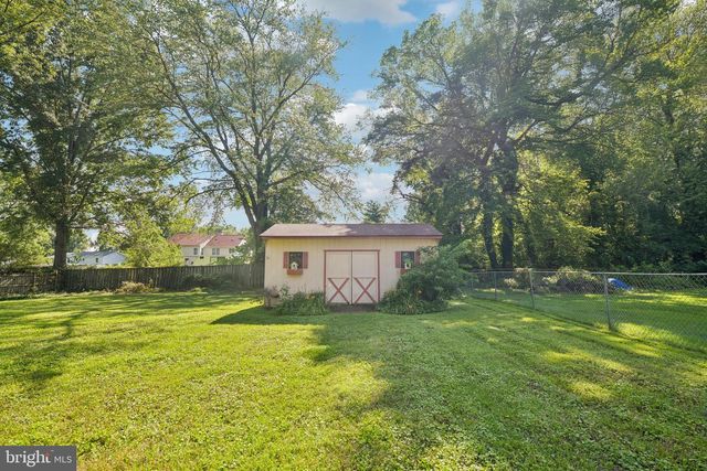 8420 LEAF RD, Alexandria, VA 22309