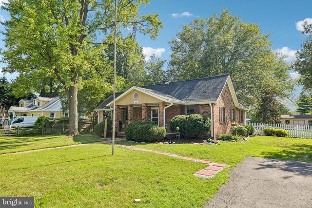 8420 LEAF RD, Alexandria, VA 22309
