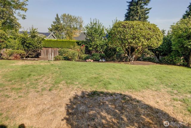 2434 73rd Avenue SE, Mercer Island, WA 98040