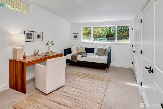 2434 73rd Avenue SE, Mercer Island, WA 98040