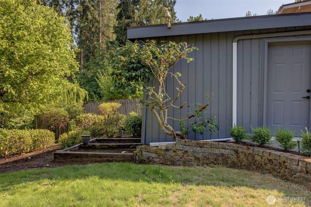 2434 73rd Avenue SE, Mercer Island, WA 98040