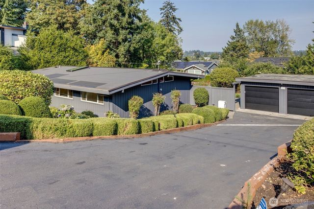 2434 73rd Avenue SE, Mercer Island, WA 98040