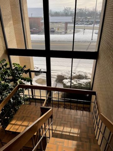 1835 Dixie Highway 200, Flossmoor, IL 60422
