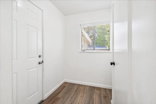 817 Oakland Ave, Roseville, CA 95678
