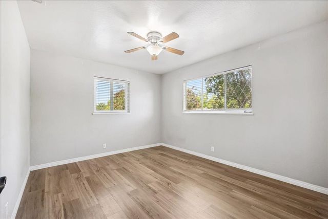 817 Oakland Ave, Roseville, CA 95678